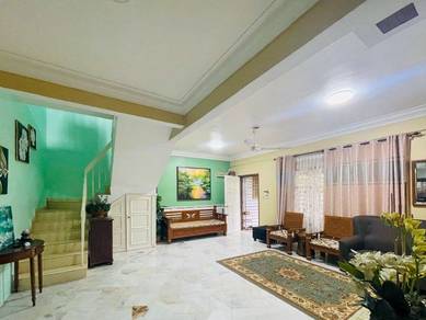 RENOVATED Corner Lot Double Storey Desa Puteri Tasik Puteri FOR SALE
