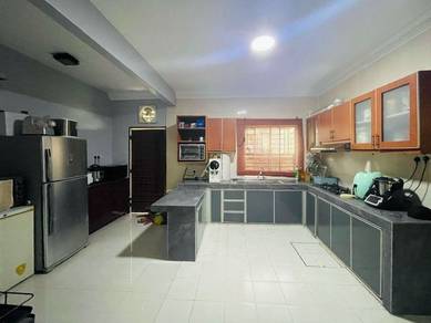 RENOVATED Corner Lot Double Storey Desa Puteri Tasik Puteri FOR SALE