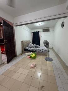 Flat Taman Ungku Tun Aminah