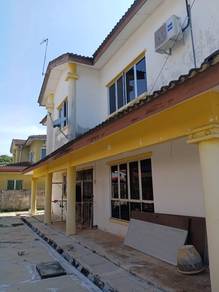Rumah berkembar 2 Tingkat AMANJAYA