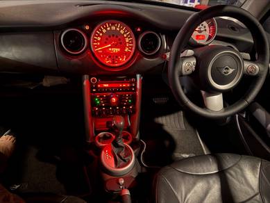 Mini COOPER 1.6 RC32 (M)