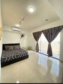 Middle Room with Balcony @Perai Butterworth 