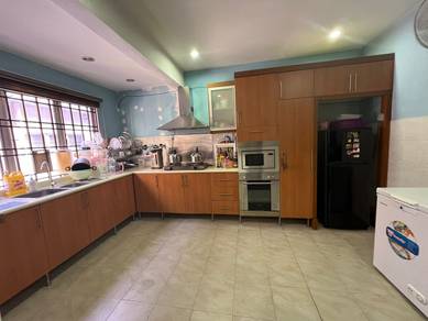 EXTENDED Behind Double Storey 22x60 Taman Puchong Hartamas Freehold