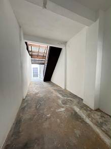 Lebuh Chulia Double Storey Shophouse For Rent