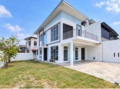 8 Avenue Bukit Indah Double Storey Endlot Extra Big Land Limited Unit