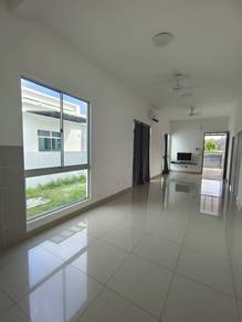 Cheap / Full Loan / Amber Hills @ Kangkar Pulai / 1 Sty Cluster