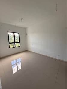 D'Starlington Condo Teluk Kumbar 3-Bedrooms 1001sf 2-Covered Carpark