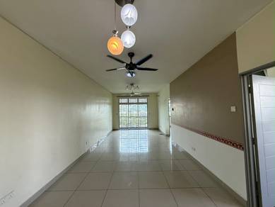 Eastbay (Seri Bayan) 3 Bedroom Apartment For Sale