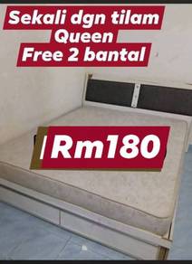 queen size bed
