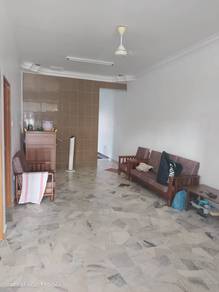 Skudai area,1storey,3b2b,renovated