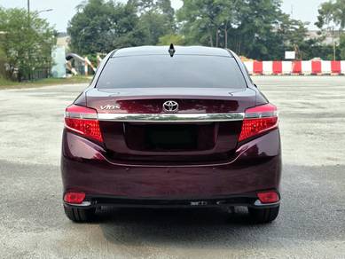 Toyota VIOS 1.5 THAI-LOOK. SENANG LULUS.