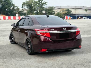Toyota VIOS 1.5 THAI-LOOK. SENANG LULUS.
