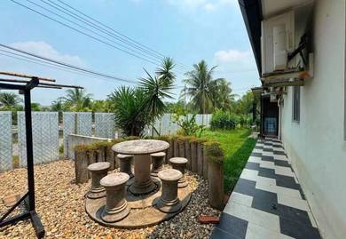 Single Storey Corner house for Sales at Jalan Sejijak Matang, Kuching