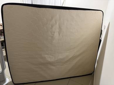 Queen sized mattress