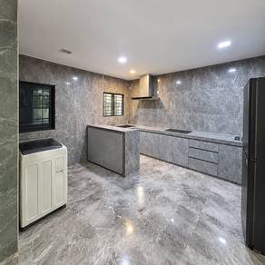 Taman Puchong Utama 2 Storey House Full Reno Kitchen Full Extended