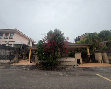 Banglo Setingkat 5 Bilik Bukit Istana, Kuantan Di Jual