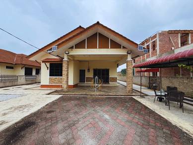 Banglo setingkat di Kuala Terengganu Golf Resort (KTGR) Tok Jembal