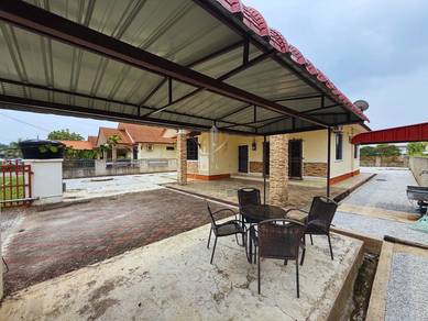 Banglo setingkat di Kuala Terengganu Golf Resort (KTGR) Tok Jembal