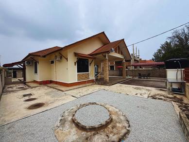 Banglo setingkat di Kuala Terengganu Golf Resort (KTGR) Tok Jembal