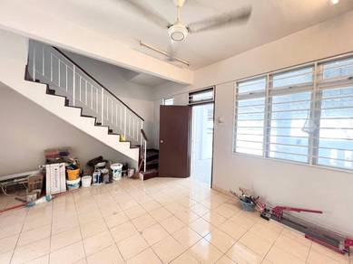 2-storey-Terraced-House-for-sale-Beranang-Selangor