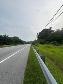 Tanah rapat  highway BKE dan berpotensi untuk perumahan