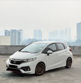 ONLY 80K KM Honda JAZZ 1.5 E FACELIFT 2019