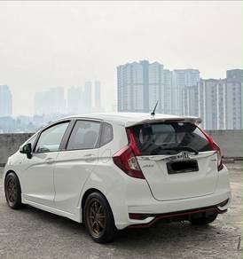 ONLY 80K KM Honda JAZZ 1.5 E FACELIFT 2019
