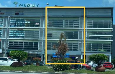 Jalan Tun Jugah, Kuching facing main road 4 1/2 storey Commercial Sho