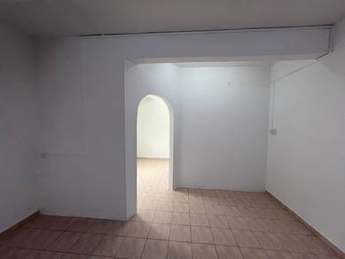 2-storey-Terraced-House-for-rent-Klang-Selangor