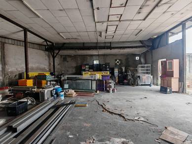 Store for rent, Bkt Tengah