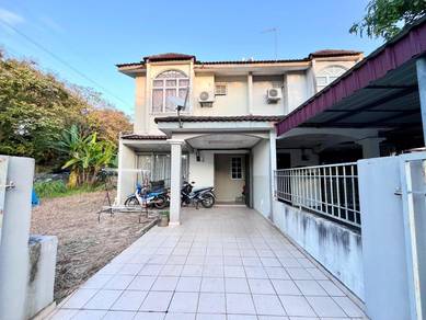 (CORNER LOT) 2 Storey Taman Dahlia, Salak Tinggi, Sepang