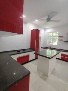 BANGLO KULIM HITECH📍 FREEE KITCHEN CABINET ISLAND BAR✅ STRATEGIK Area