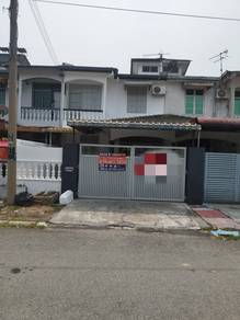 2 storey house for sale at Taman Ehsan, Ipoh.