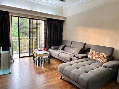 Lakeside Tower for sell renovated facing hill cheapest in market