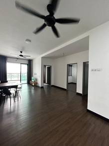 Apartment 1000sqft with extended balcony