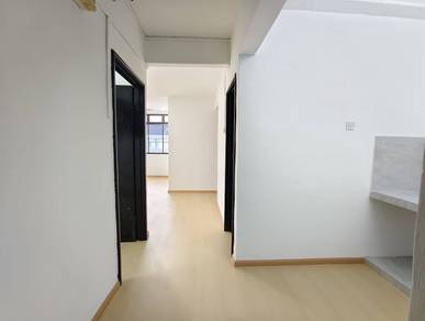 FOR SALE: Pelangi Indah Flat | 3 Bedroom | Freehold 