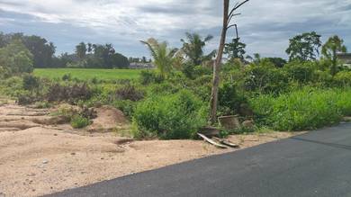 Lot Banglo di Taman Peringat Putra, Bechah Keranji, Peringat