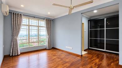Villa Pavilion Apartment, Taman Bukit Serdang, Seri Kembangan