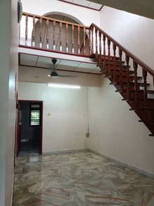 feature ad Open Facing Nice House with Plenty of Parking Space