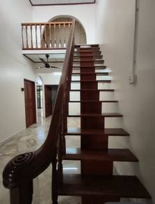 Open Facing Nice House with Plenty of Parking Space