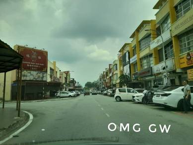 Hot Area! Fully Tenanted 3 Storey Shop Lot @ Bayu Tinggi Klang