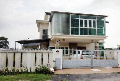 Puchong Prima Bungalow 4000sf For Sale with CF