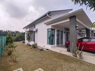 Taman Bentara Telok Panglima Garang 1 Storey Semi D House For Sale