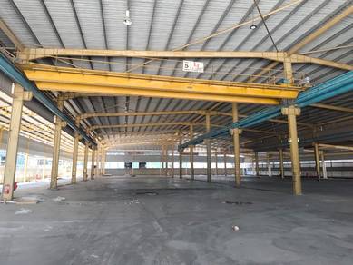 Detached factory at perusahaan bukit minyak