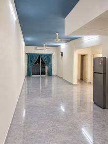 Freehold: Kemensah Villa Condominium