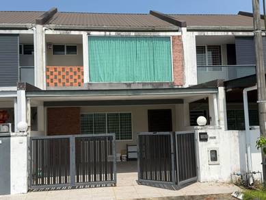 Double Storey Terrace @ Homeland Garden, Stephan Yong