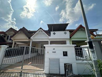 Double Storey Taman Mutiara Rini / 4bed / Partially / LOW RENTAL