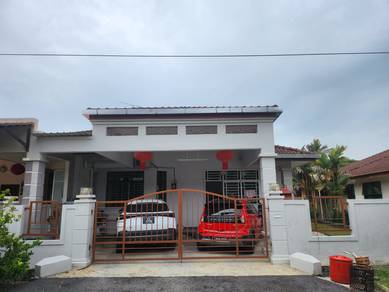 Semi d single storey house in tmn pengkalan jaya melaka
