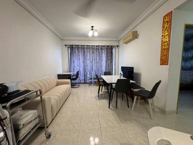 [KOI TROPIKA] Puchong, Fully Furnish, Walking Distance To LRT, 4 Room