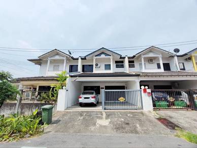 Batu 13 Padawan Double Storey intermediate for sale